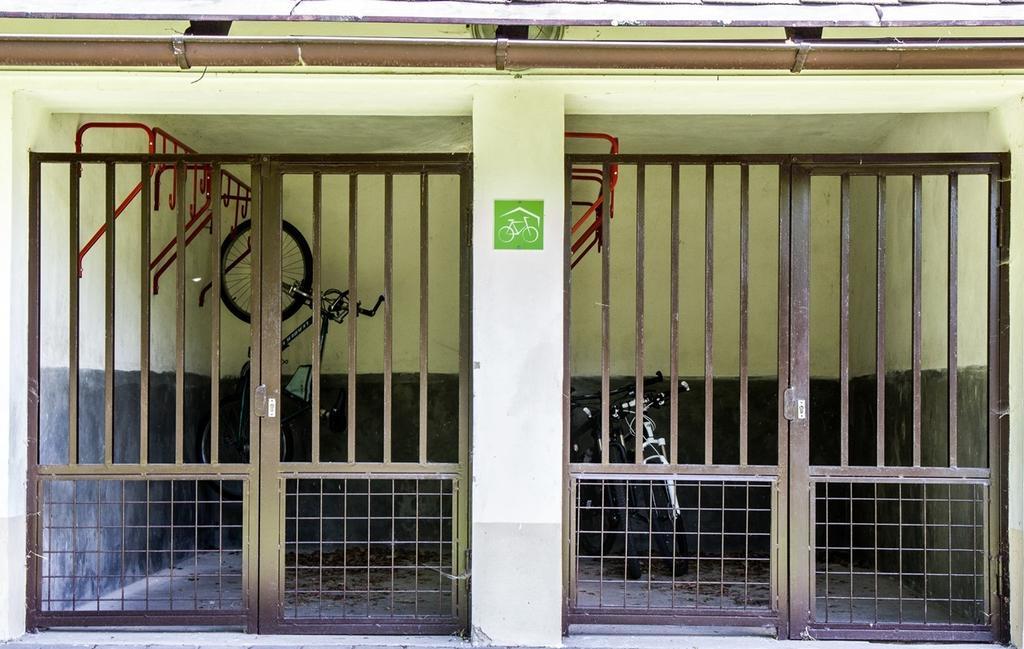 Economy Apartments Ceske Svycarsko Hrensko Ngoại thất bức ảnh