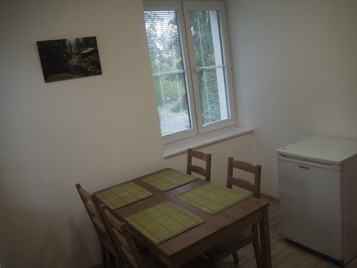 Economy Apartments Ceske Svycarsko Hrensko Ngoại thất bức ảnh