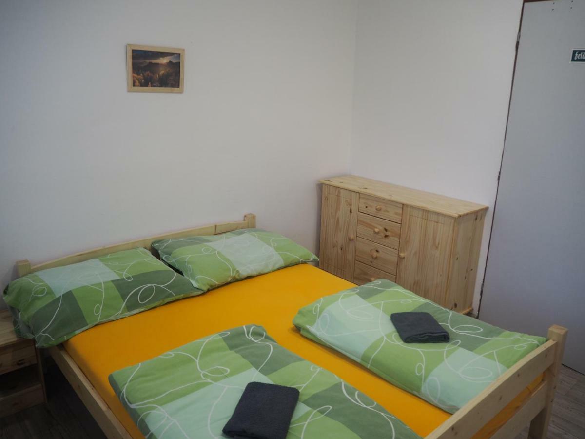 Economy Apartments Ceske Svycarsko Hrensko Ngoại thất bức ảnh